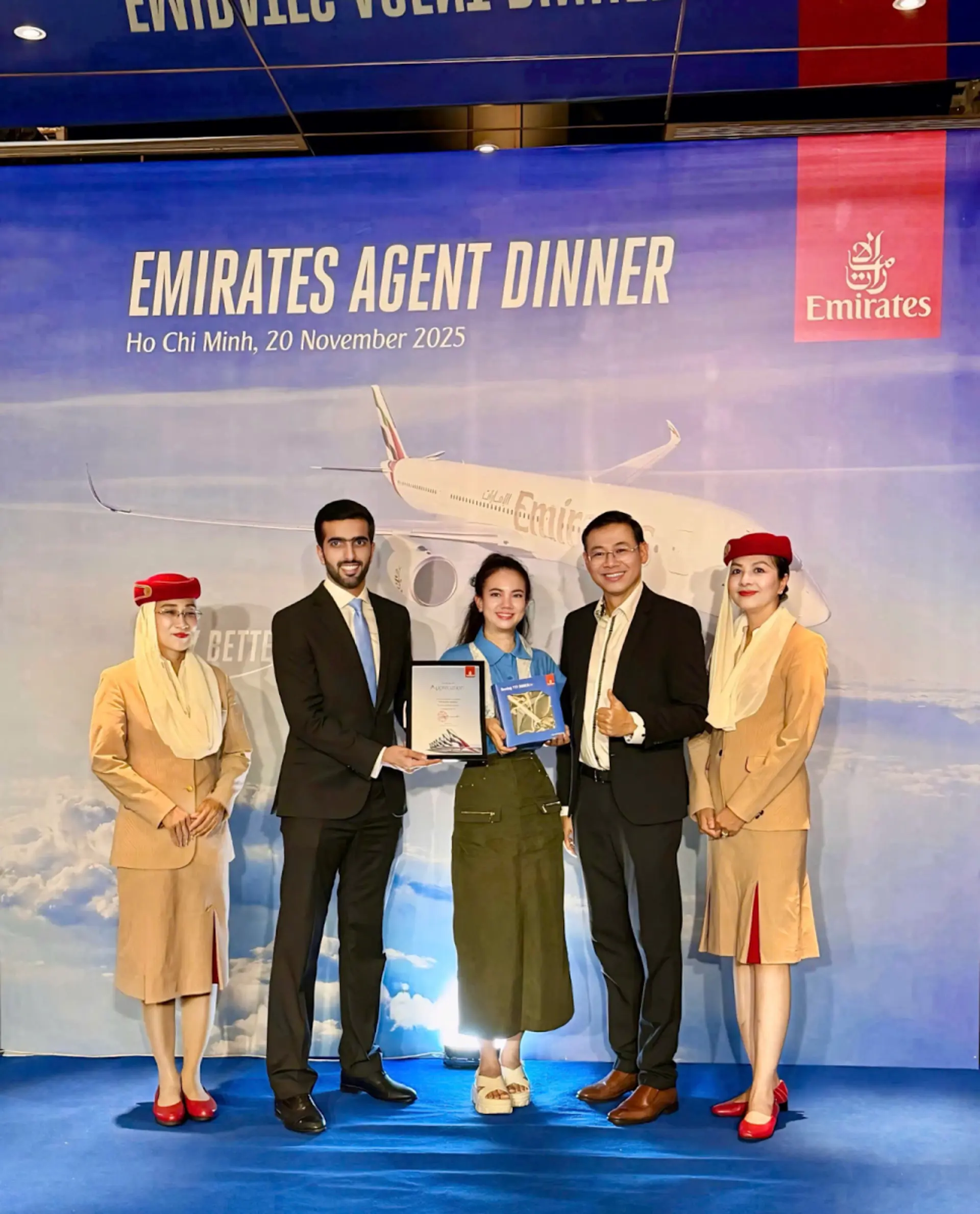 Du Lịch Triều Hảo vinh dự tham dự tiệc tối cùng Hãng bay Emirates và nhận chứng nhận tri ân đặc biệt