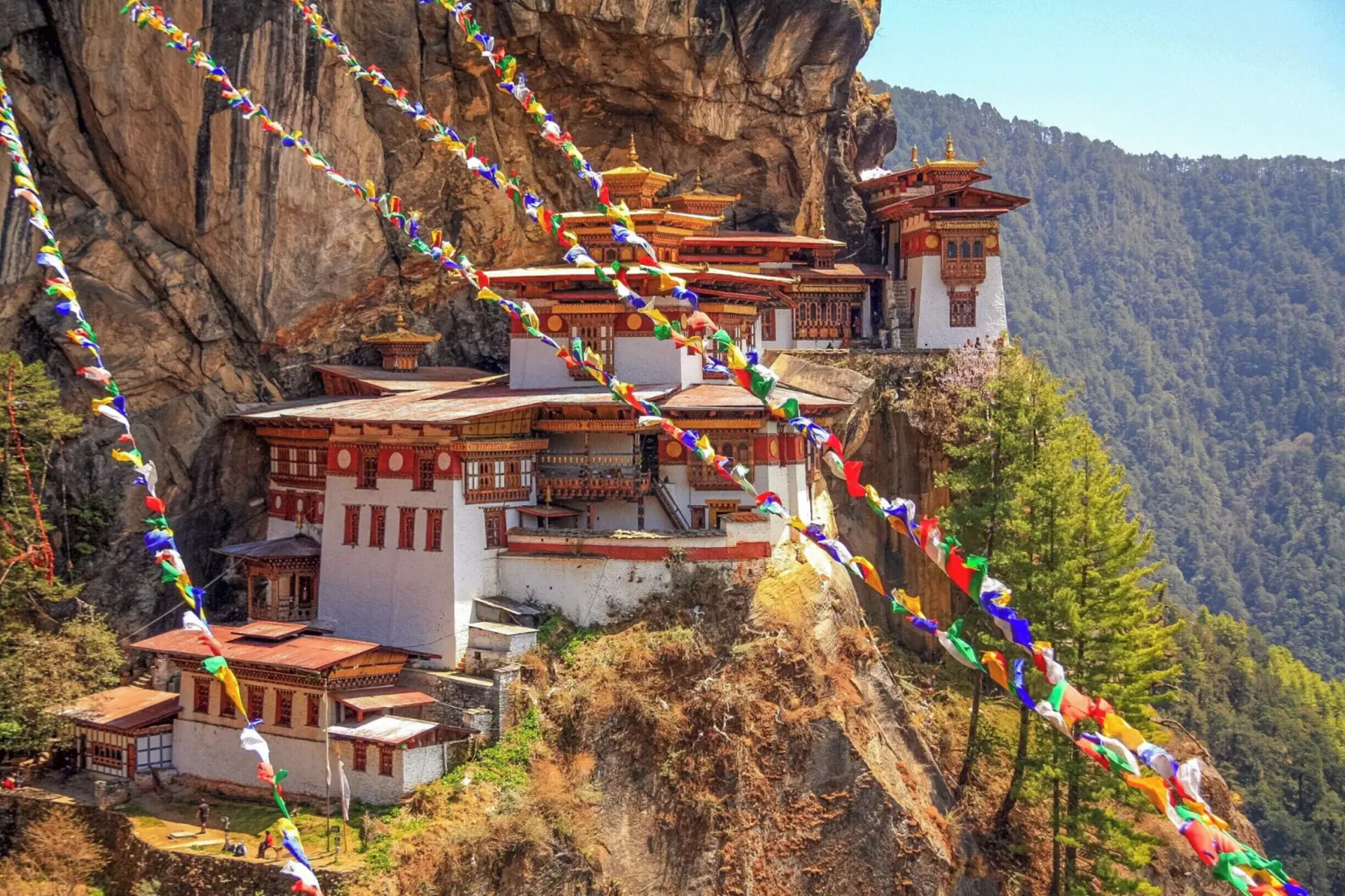 Học sống chậm Bhutan - Hành trình tìm lại bình yên giữa Himalaya 2026 