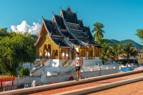 Du lịch Lào có gì? Càng đi chậm càng thấy cuốn ở xứ Triệu Voi 