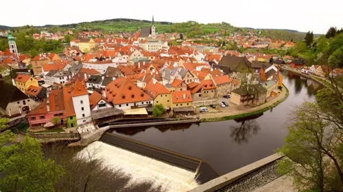 Nam Bohemia mùa thu: Lâu đài, hồ nước và làng quê ngoài Český Krumlov