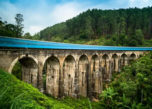Nine Arch Bridge Sri Lanka: Biểu tượng giữa rừng Ella 