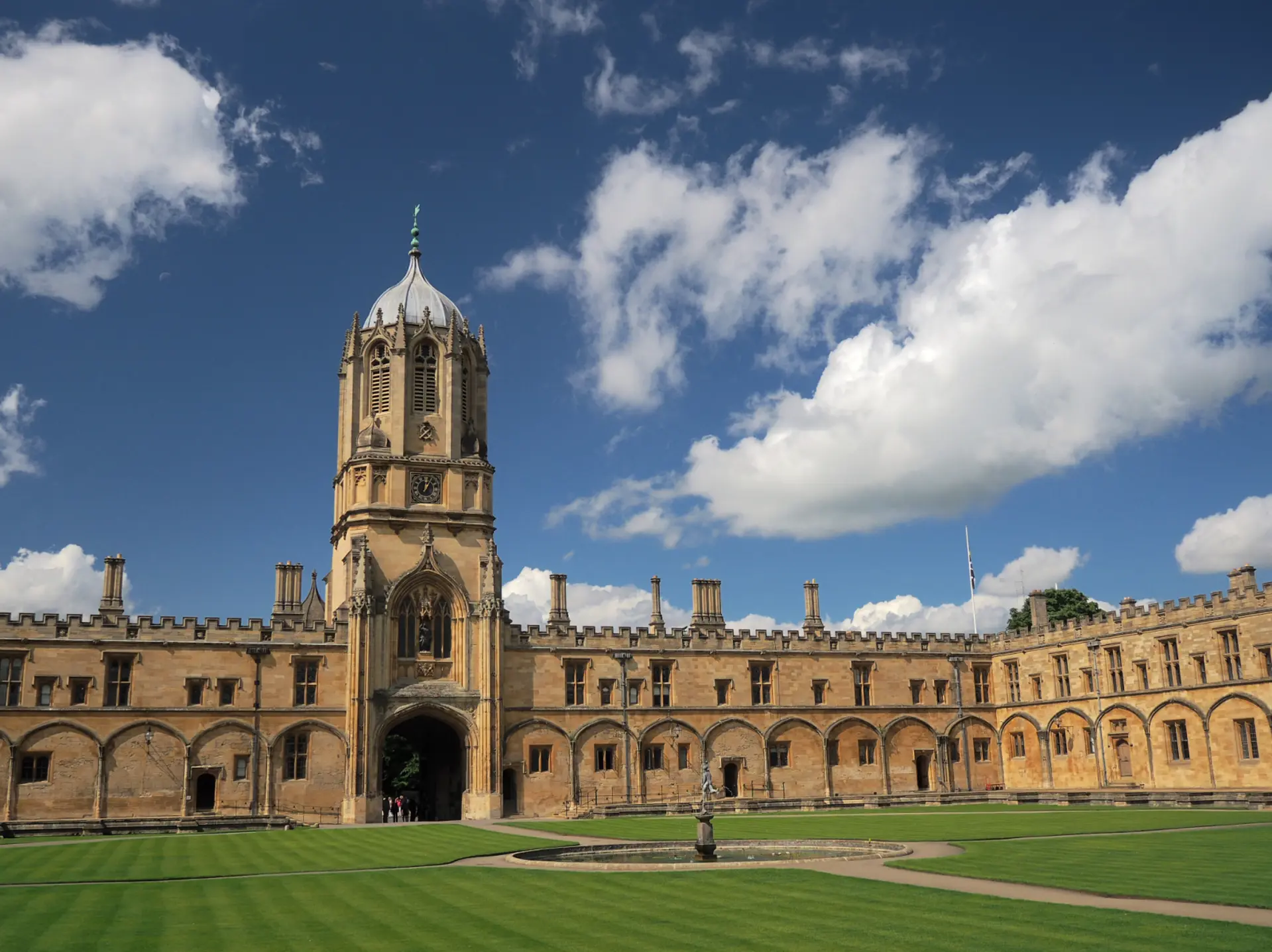 Christ Church Oxford có gì? 500 năm lịch sử ngoài Harry Potter 