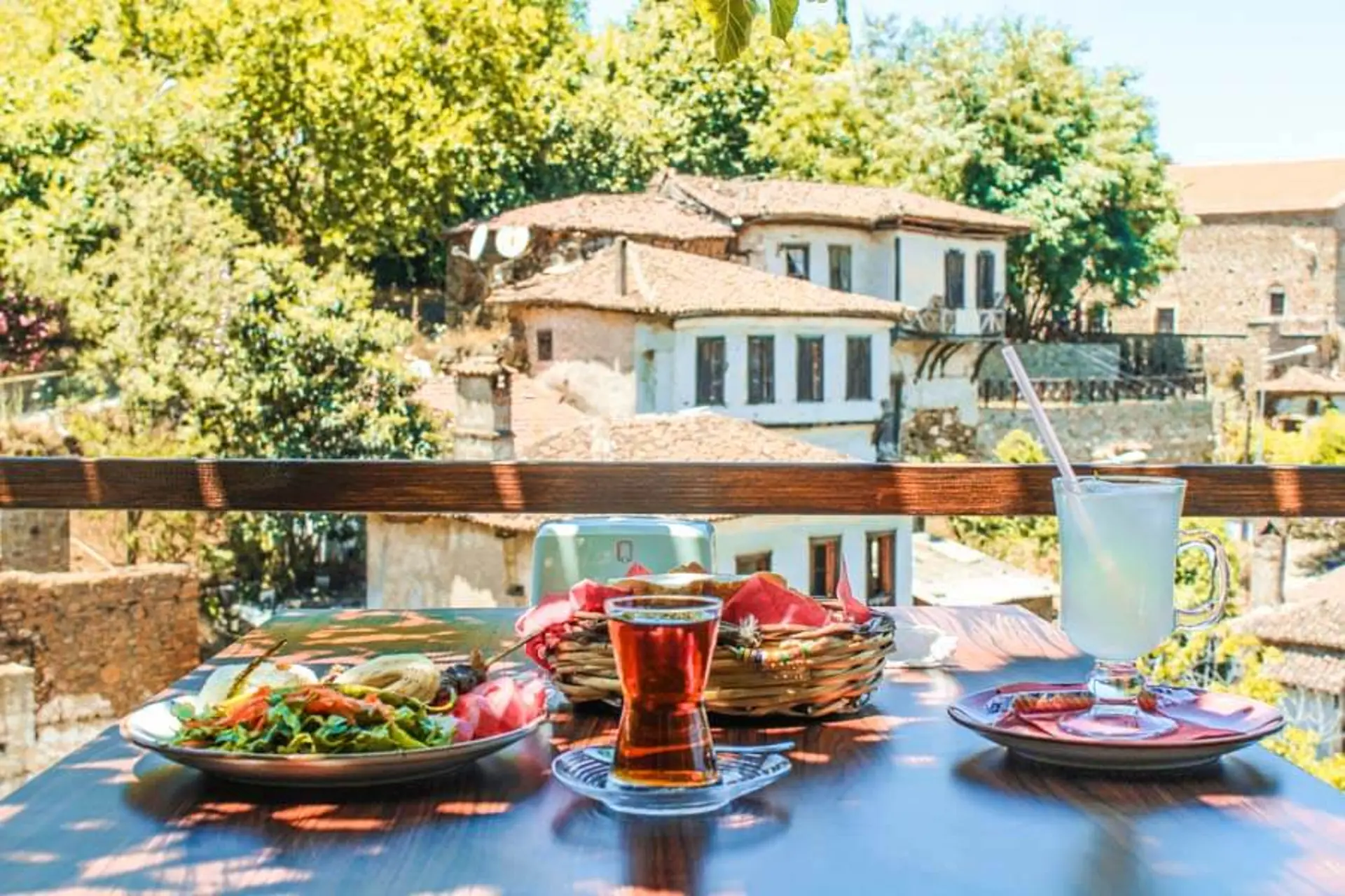 Du lịch Thổ Nhĩ Kỳ 2025 - Khám phá vẻ đẹp yên bình của làng cổ Sirince