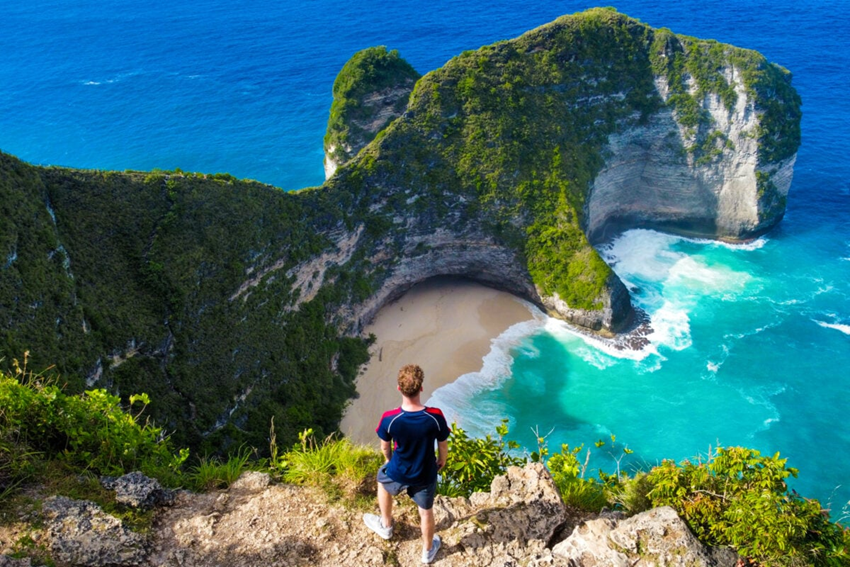 Check-in Tại Nusa Penida – "sống Lưng Khủng Long" Hot Nhất Instagram Năm 2025